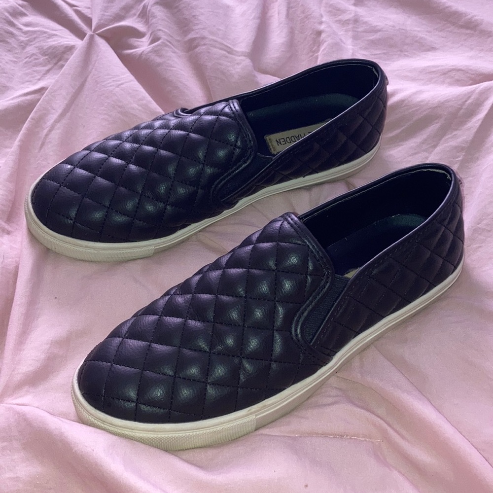 ECENTRCQ Black Steve Madden Slip On Sneakers